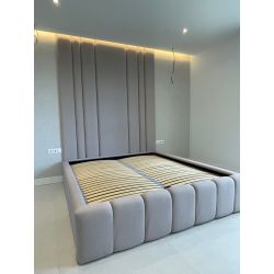 Zestaw łóżka tapicerowanego BUBBLE 160x200cm z panelami ściennymi LINERO