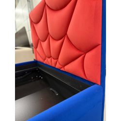 ŁÓŻKO SPIDER Z ZAGŁÓWKIEM W KSZTAŁCIE PAJĘCZYNY