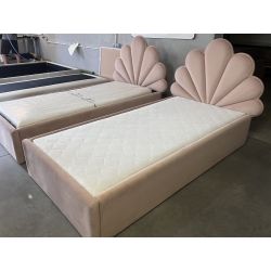 ŁÓŻKO SHELL Z ZAGŁÓWKIEM MUSZELKI